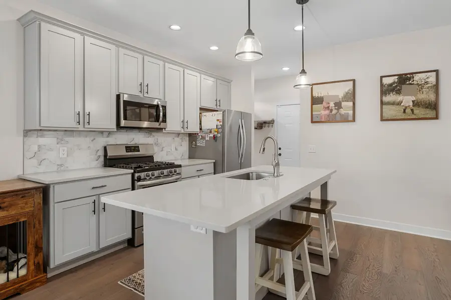 610 17th Avenue, Silvis, IL 61282 - #2