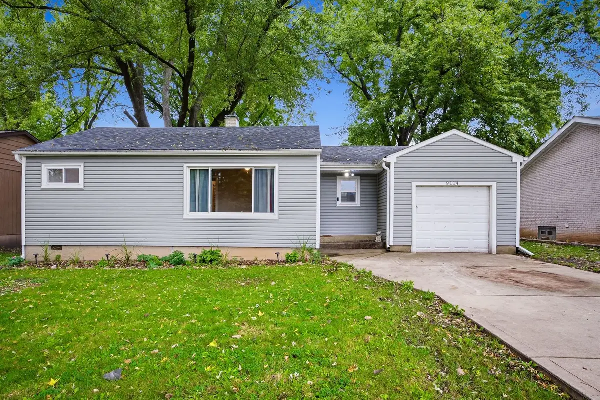 9114 Pine Avenue, Wonder Lake, IL 60097 - #1
