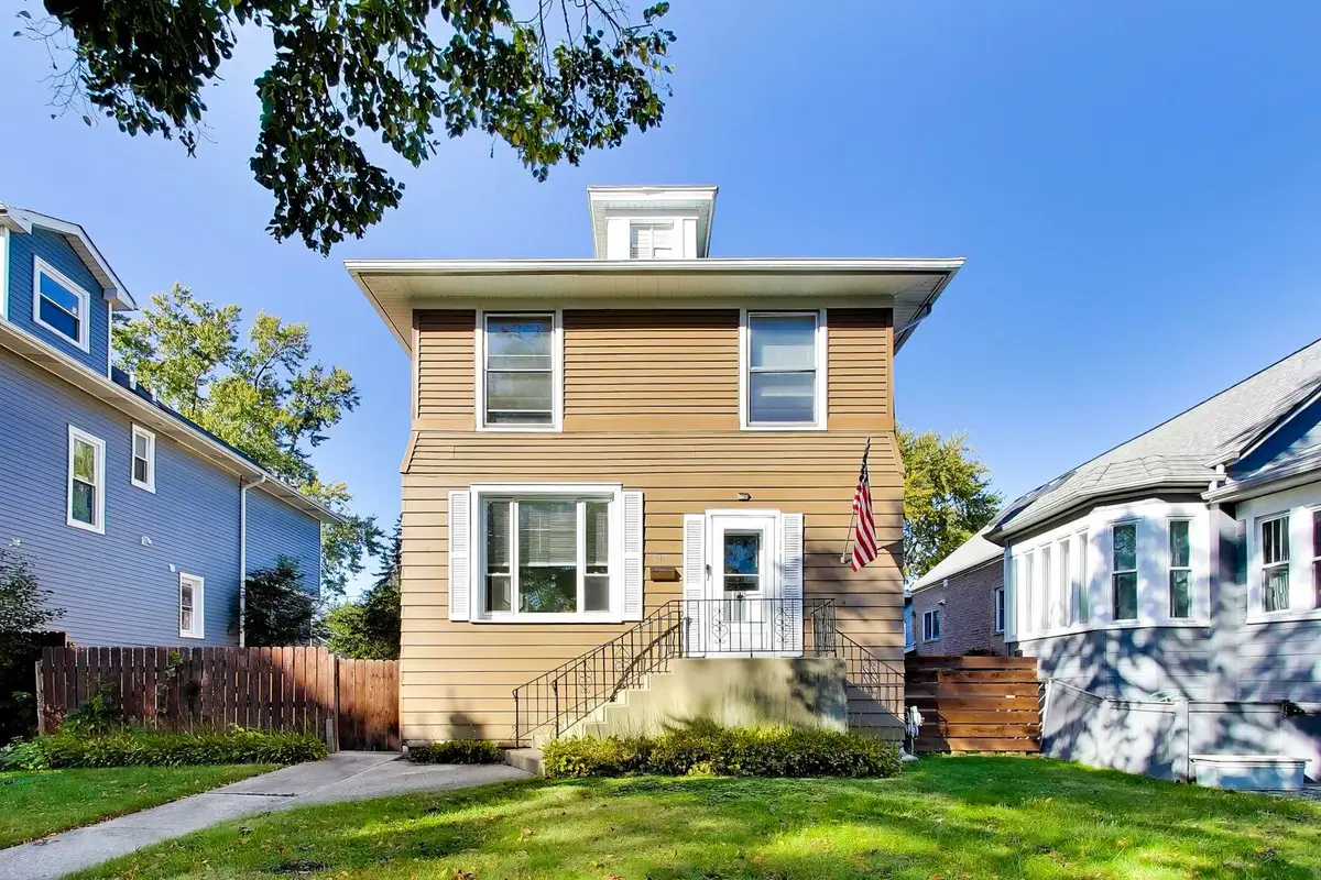813 N Cuyler Avenue, Oak Park, IL 60302 - #1