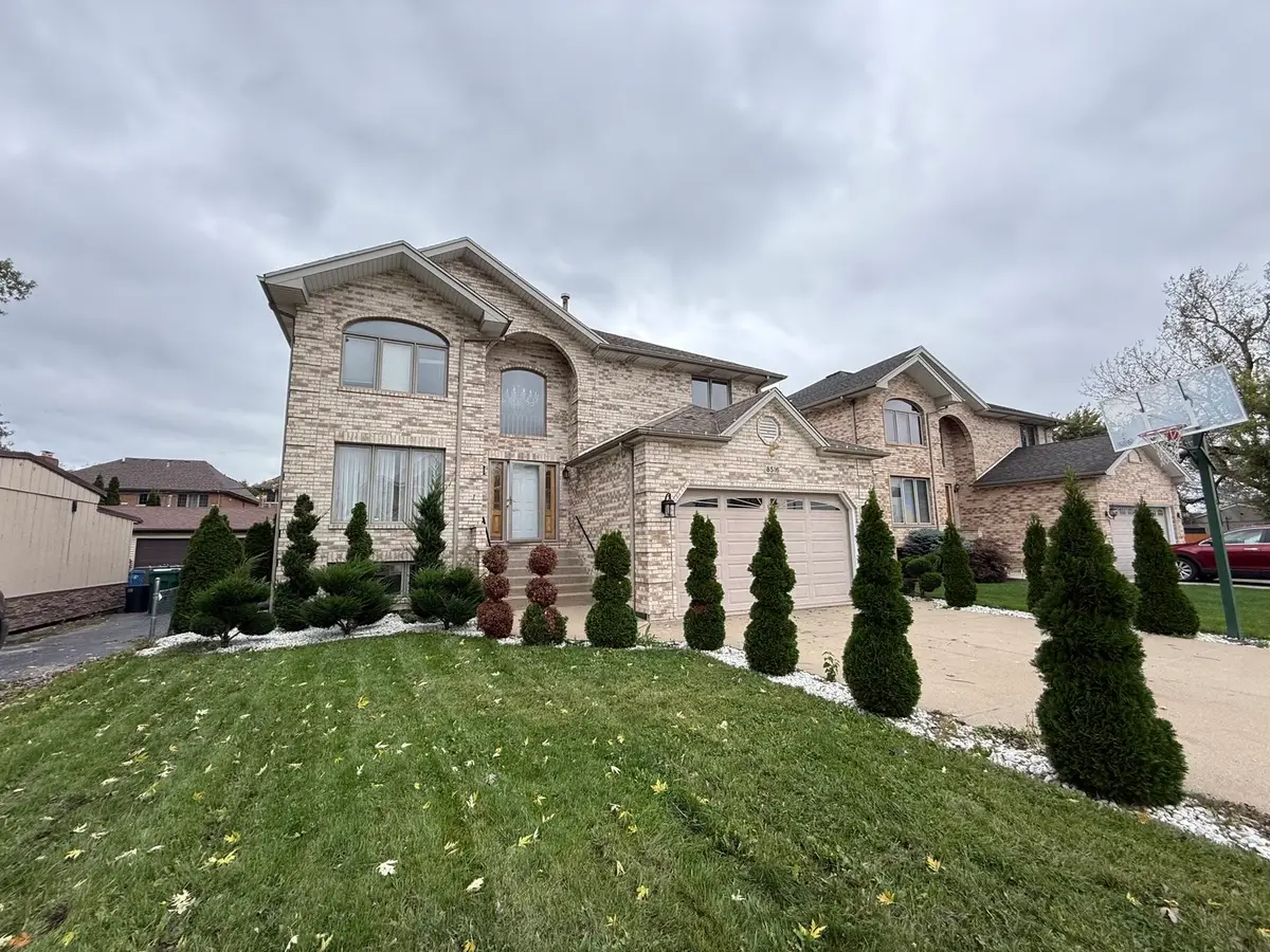 8516 Moody Avenue, Burbank, IL 60459 - #1