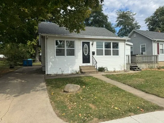 723 6th Street, Peru, IL 61354 - #1