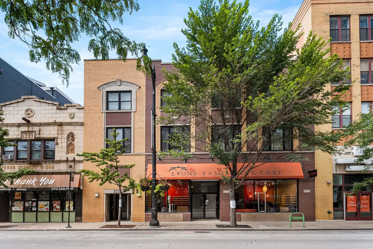 3250 N Lincoln Avenue #C, Chicago, IL 60657 - #1