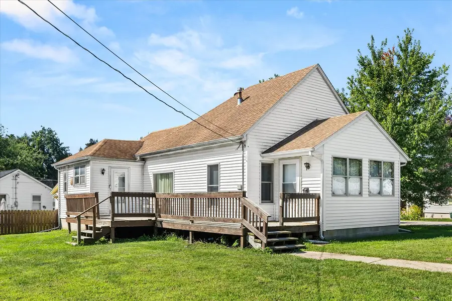 139 W 2nd Street, Streator, IL 61364 - #2