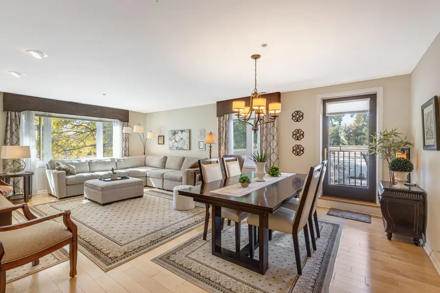 6401 Lincoln Avenue #210, Morton Grove, IL 60053 - #3