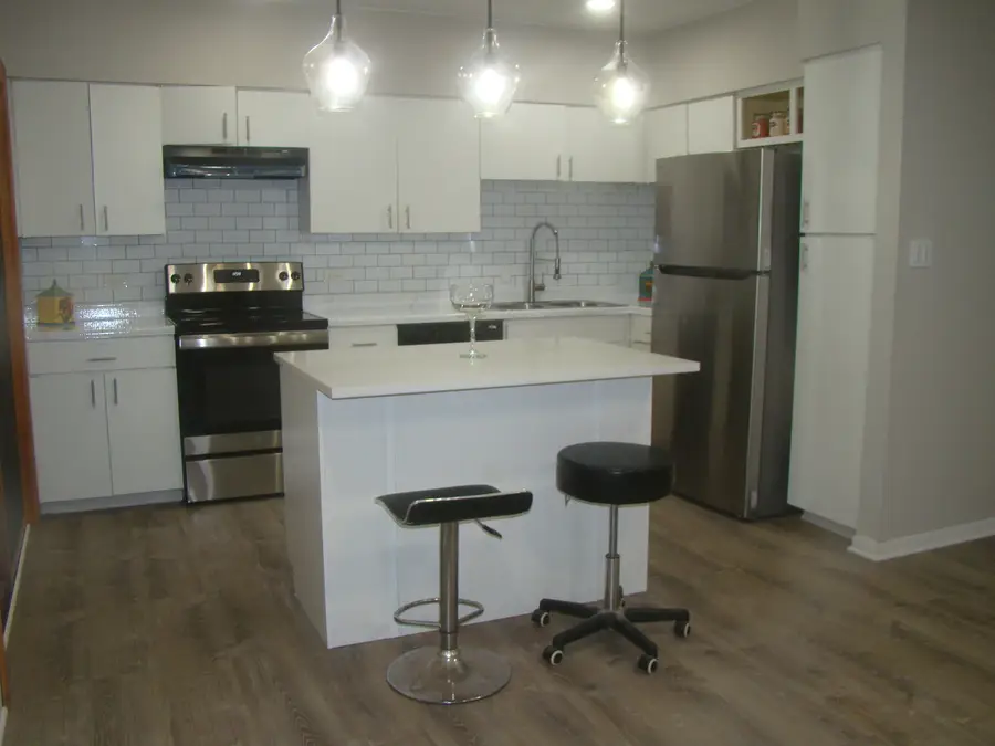 3334 Berwyn Avenue #120, North Chicago, IL 60064 - #2