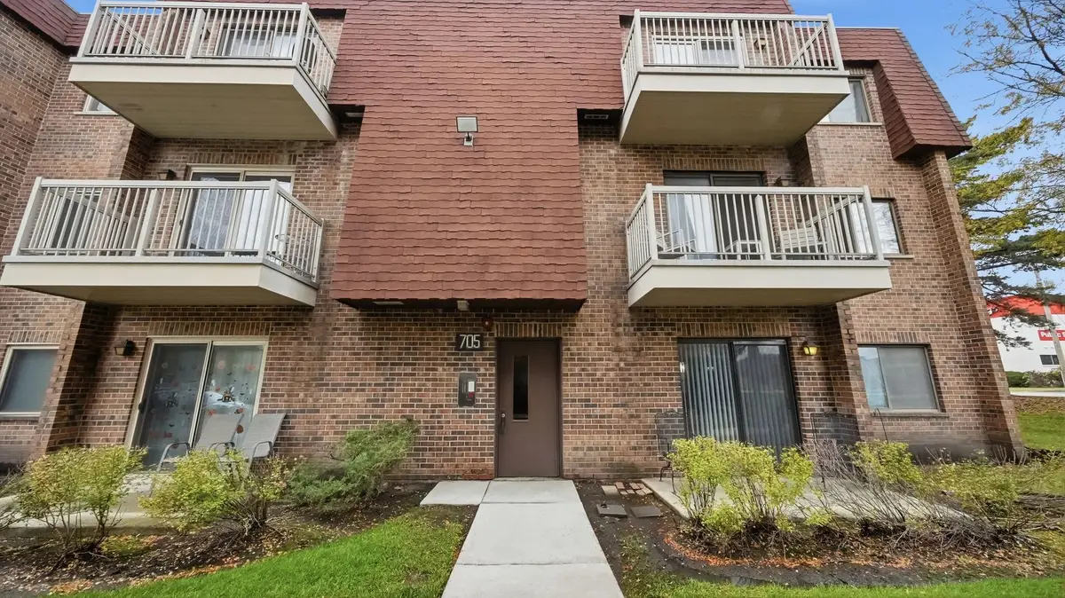 705 W Central Road #B1, Mount Prospect, IL 60056 - #1