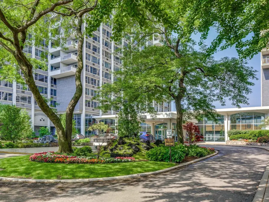 4250 N Marine Drive #911, Chicago, IL 60613 - #2