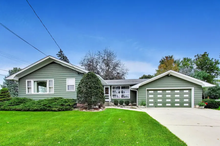 3601 W Clover Avenue, McHenry, IL 60050 - #3