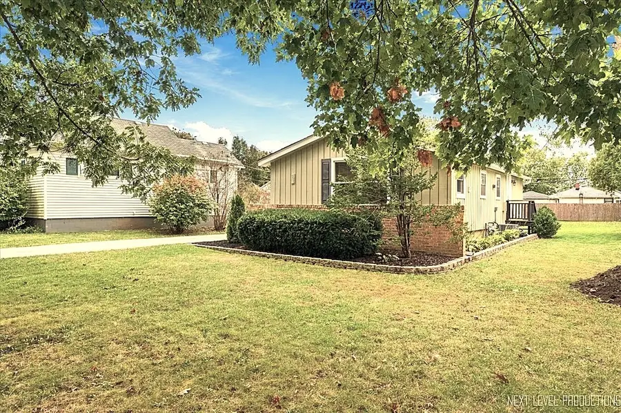 904 Kenilworth Place, Aurora, IL 60506 - #2