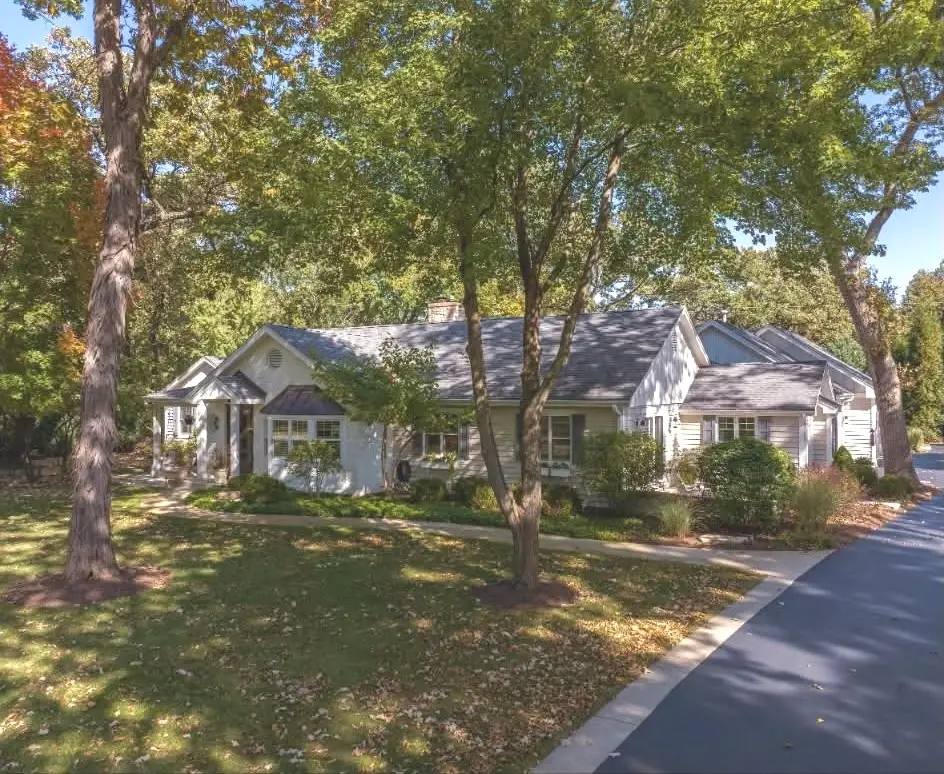 335 Hampshire Lane, Lakewood, IL 60014 - #1