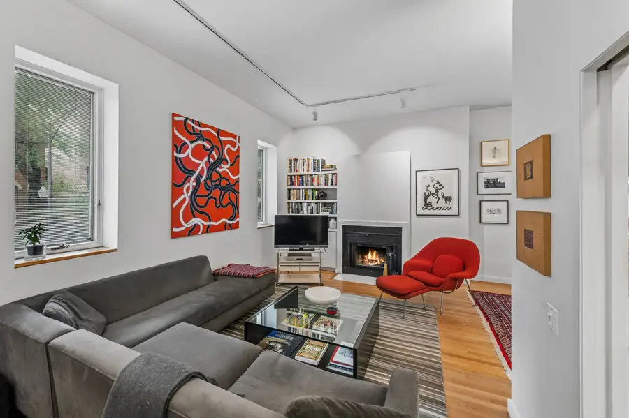 29 W Chestnut Street #5A, Chicago, IL 60610 - #2