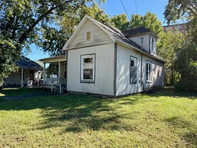 711 Wisely Street, Murphysboro, IL 62966 - #2