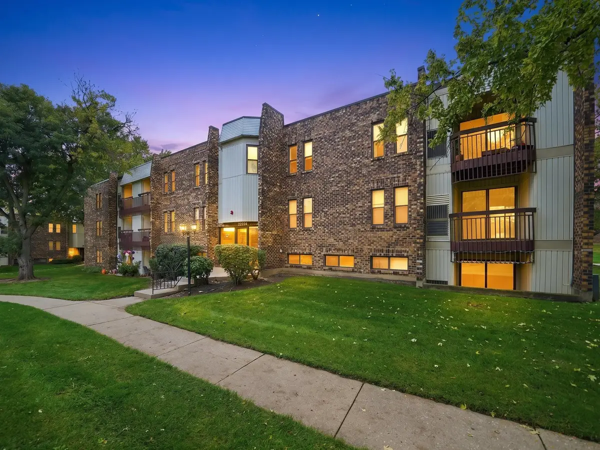 2214 Country Club Drive #25c, Woodridge, IL 60517 - #1