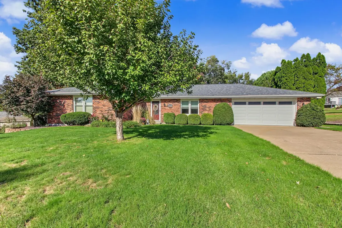 2126 W Huntington Drive, Quincy, IL 62301 - #1