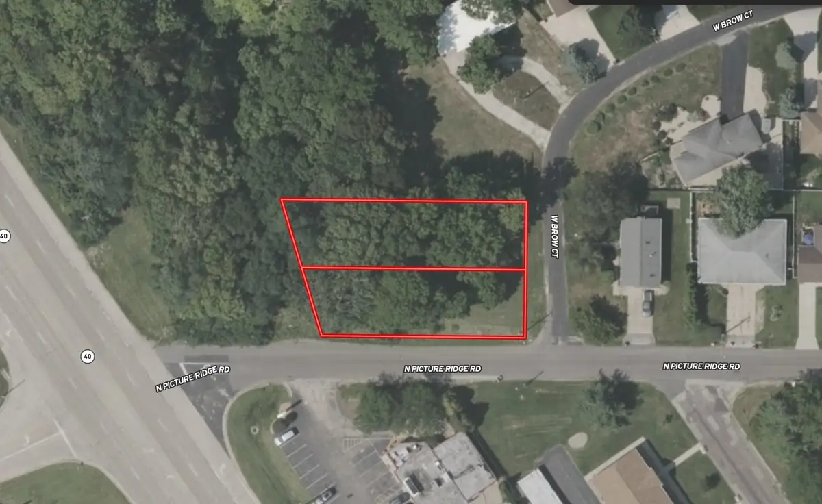 725 W Brow Court, Peoria, IL 61615 - #1