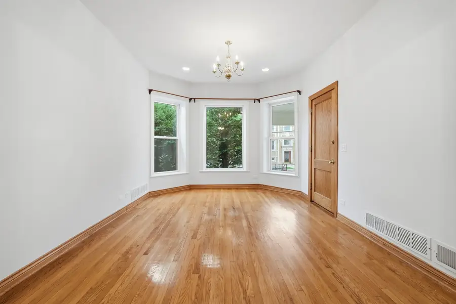 4908 W Berteau Avenue, Chicago, IL 60641 - #3