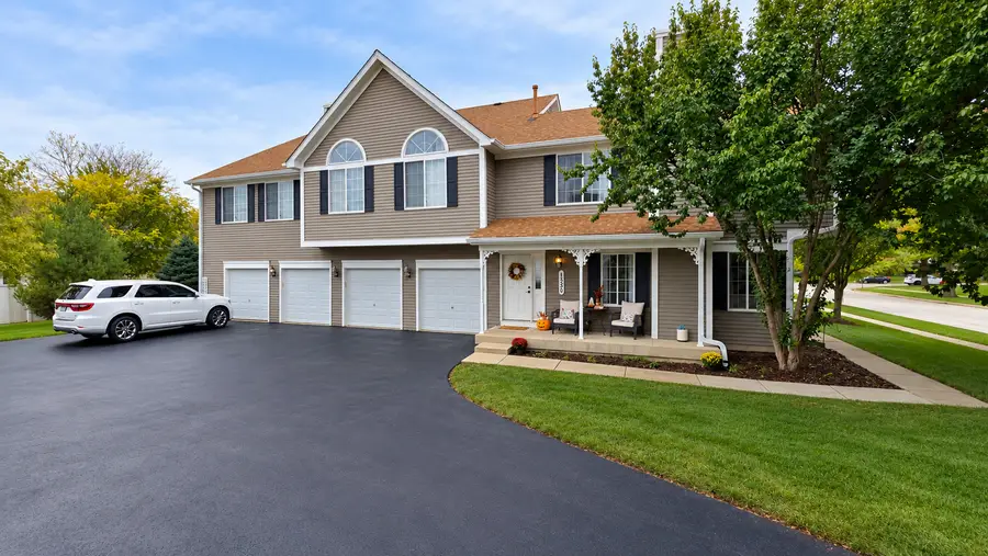 1331 Lowell Drive, South Elgin, IL 60177 - #2