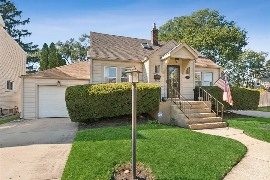 9138 Belleforte Avenue, Morton Grove, IL 60053 - #2