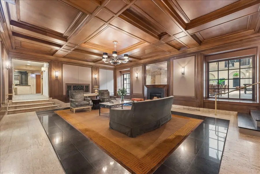 3100 N Sheridan Road #1B, Chicago, IL 60657 - #2