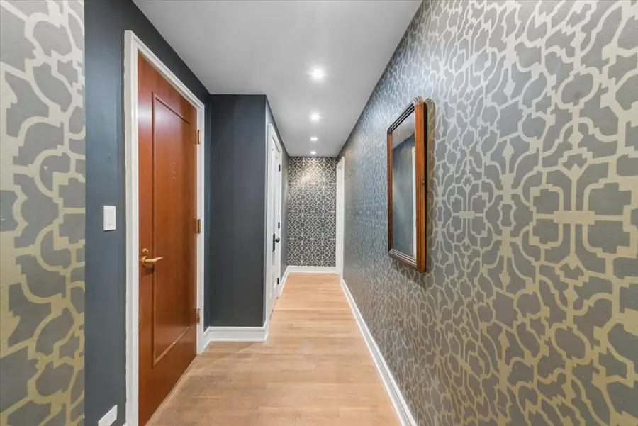 3100 N Sheridan Road #1B, Chicago, IL 60657 - #3
