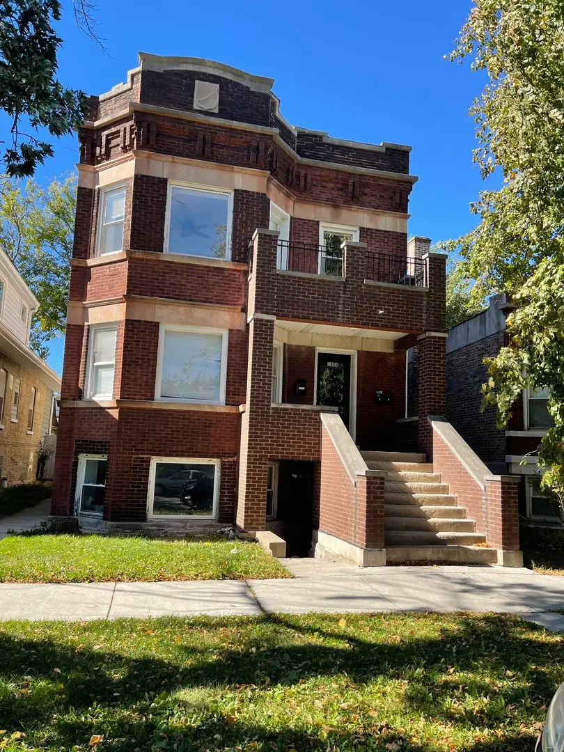 1404 S 61st Avenue, Cicero, IL 60804 - #1