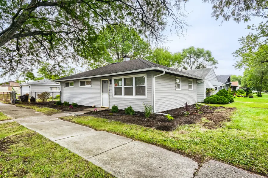 15301 Dorchester Avenue, Dolton, IL 60419 - #2
