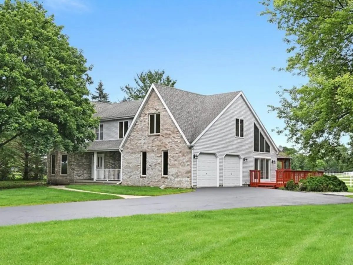 6N777 Palomino Drive, Saint Charles, IL 60175 - #1