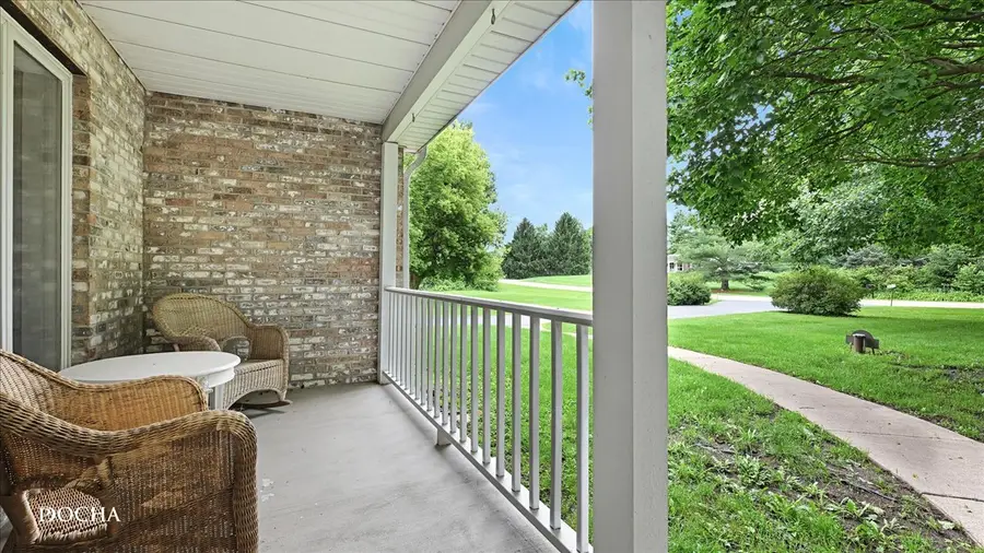 6N777 Palomino Drive, Saint Charles, IL 60175 - #2