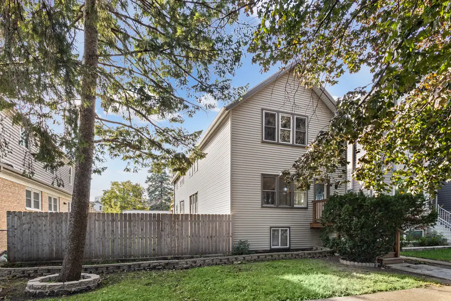 5122 N Lotus Avenue, Chicago, IL 60630 - #3