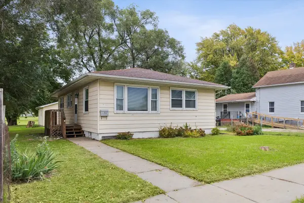 1337 Morton Drive, East Moline, IL 61244