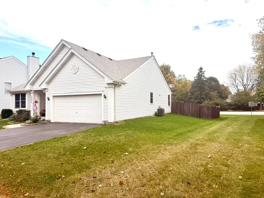 7055 Nathan Lane, Carpentersville, IL 60110 - #2