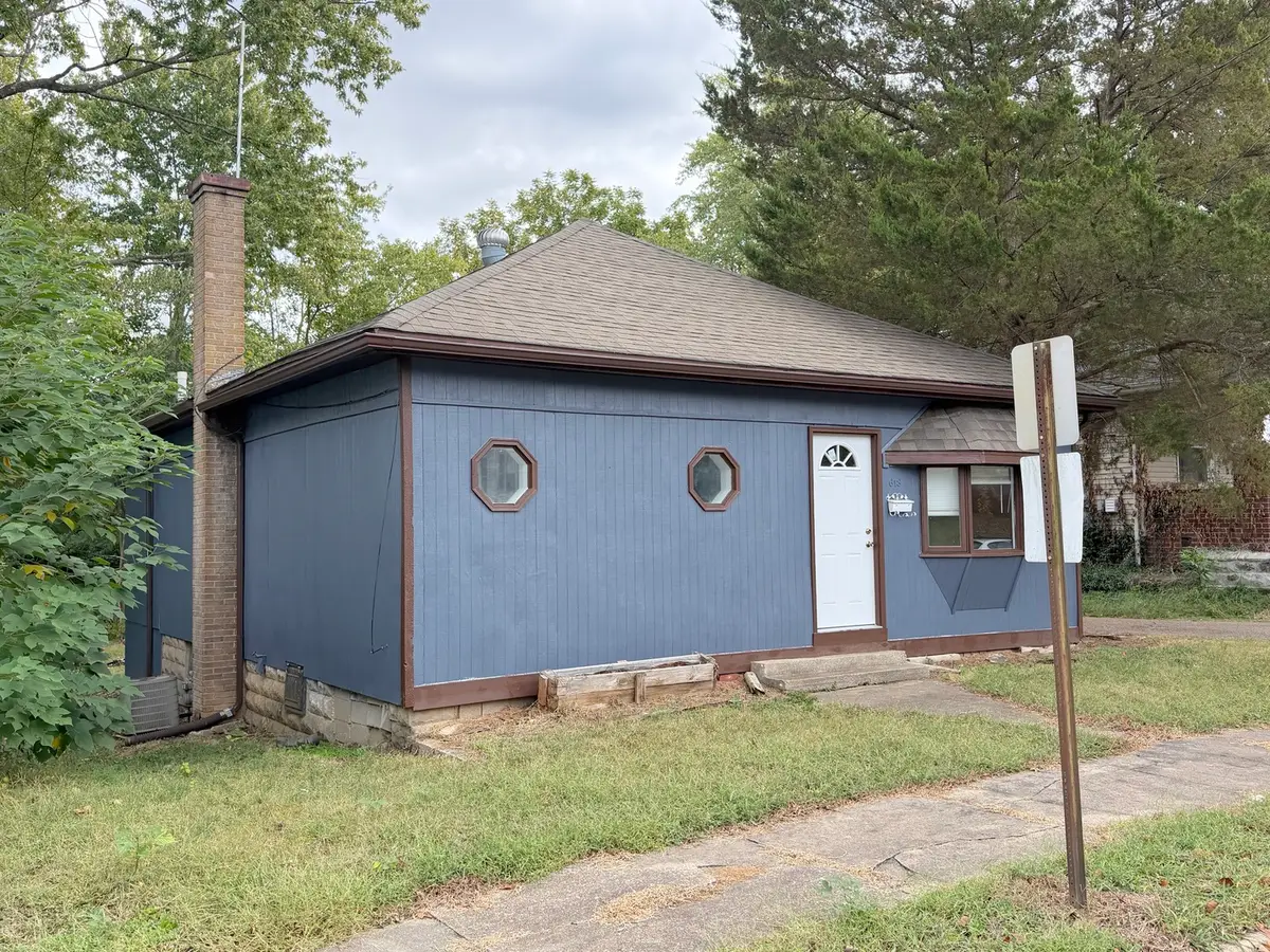 618 N 9th Street, Murphysboro, IL 62966 - #1