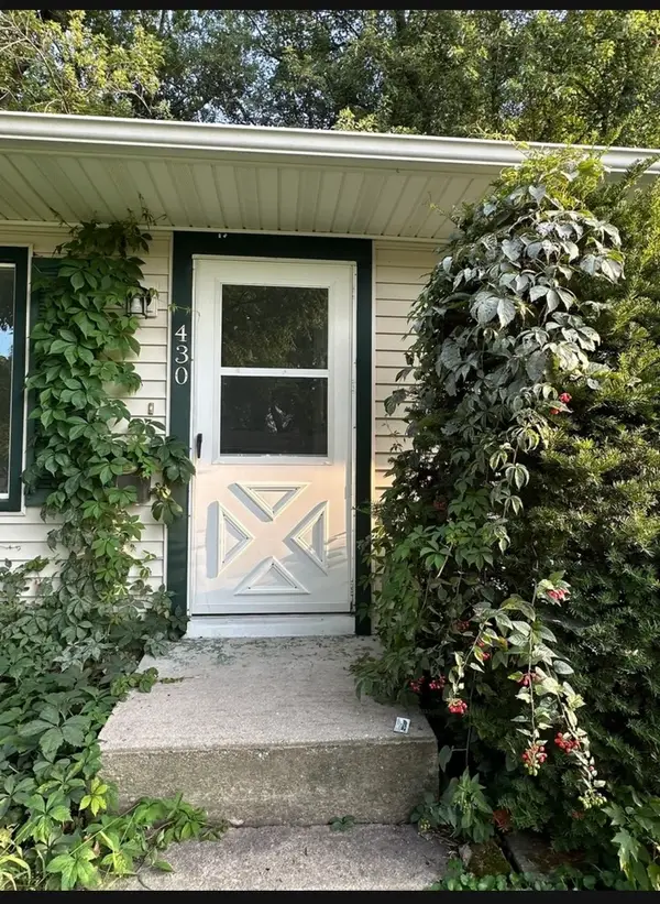 430 Spring Avenue, DeKalb, IL 60115