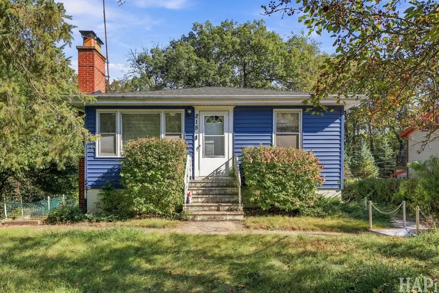 215 Valley Drive, Oakwood Hills, IL 60013 - #2