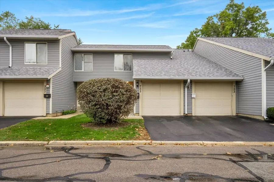 755 Biloxie Court, Carol Stream, IL 60188 - #2