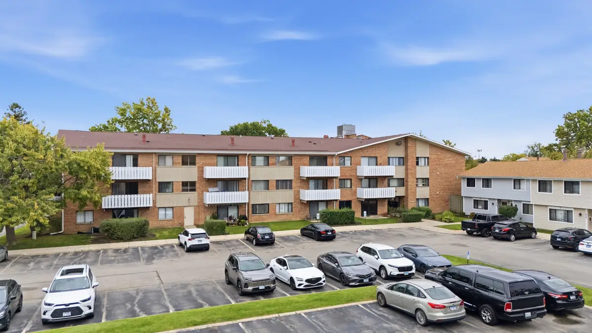 2000 Bayside Drive #114, Palatine, IL 60074 - #1