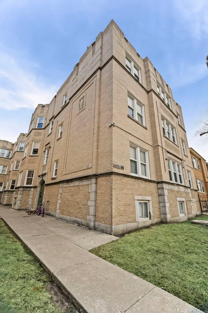 6319 N Sacramento Avenue #3E, Chicago, IL 60659 - #1