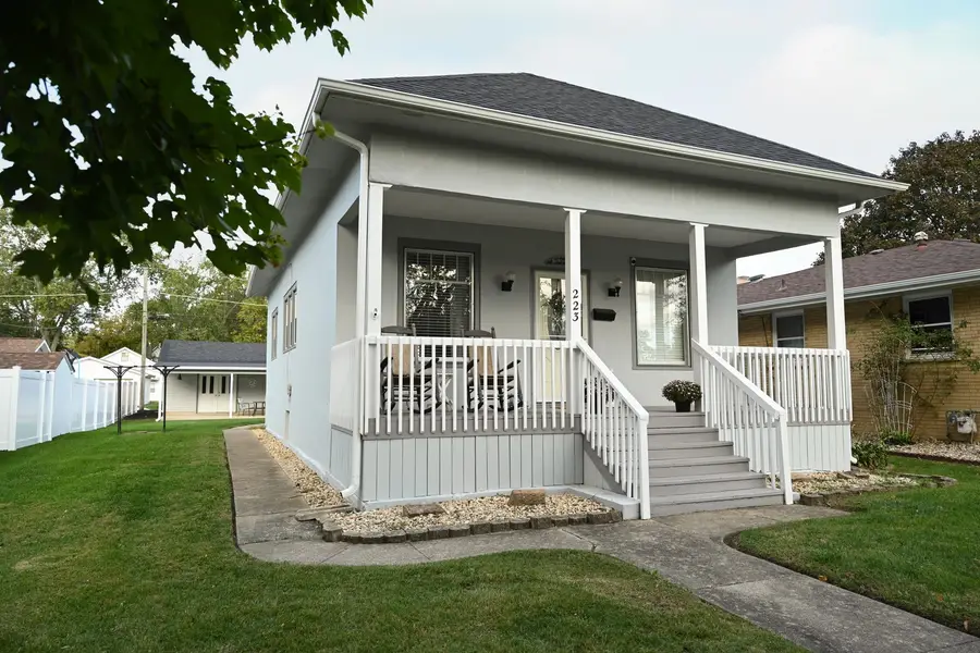 223 S Grand Avenue, Bradley, IL 60915 - #3