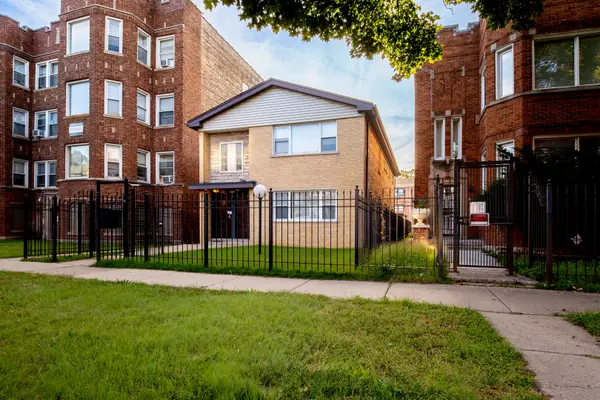 8036 S Vernon Avenue, Chicago, IL 60619