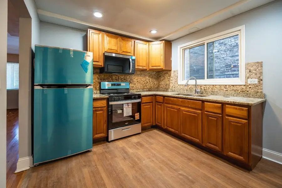 8036 S Vernon Avenue, Chicago, IL 60619 - #3