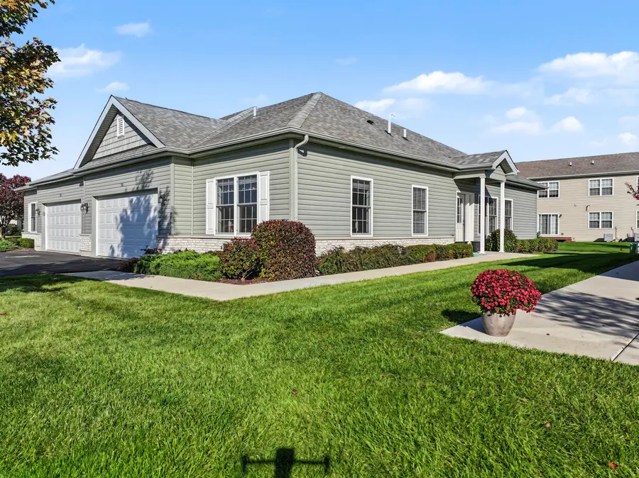 906 Lexington Street, McHenry, IL 60050 - #2