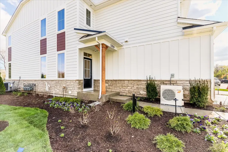 311 Avondale Lane, Lincolnshire, IL 60069 - #2