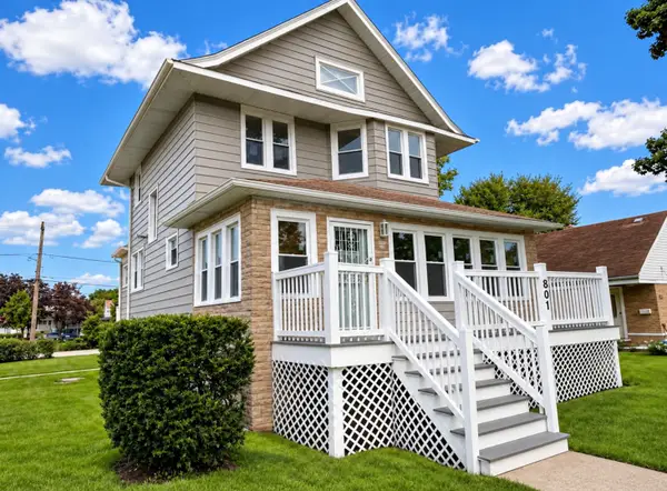 801 S 16th Avenue, Maywood, IL 60153