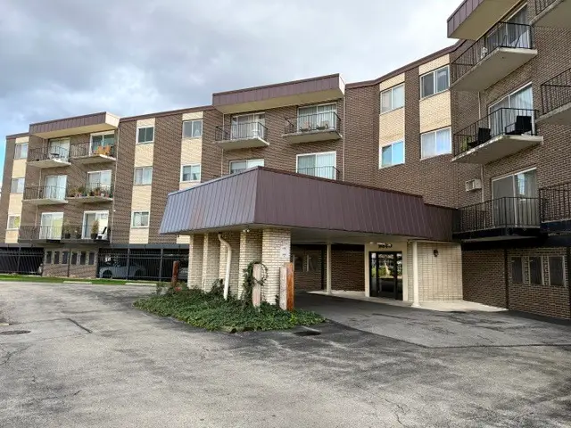9840 S Pulaski Road #211-4, Oak Lawn, IL 60453 - #1