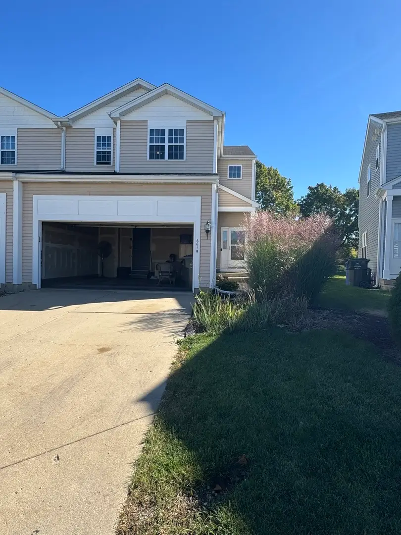 661 Fieldcrest Drive #B, South Elgin, IL 60177 - #3