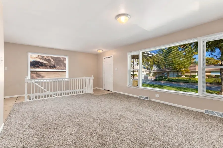 796 E 163rd Street, South Holland, IL 60473 - #2