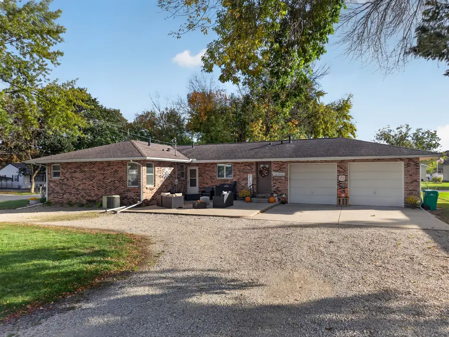 381 S Hossack Street, Seneca, IL 61360 - #3