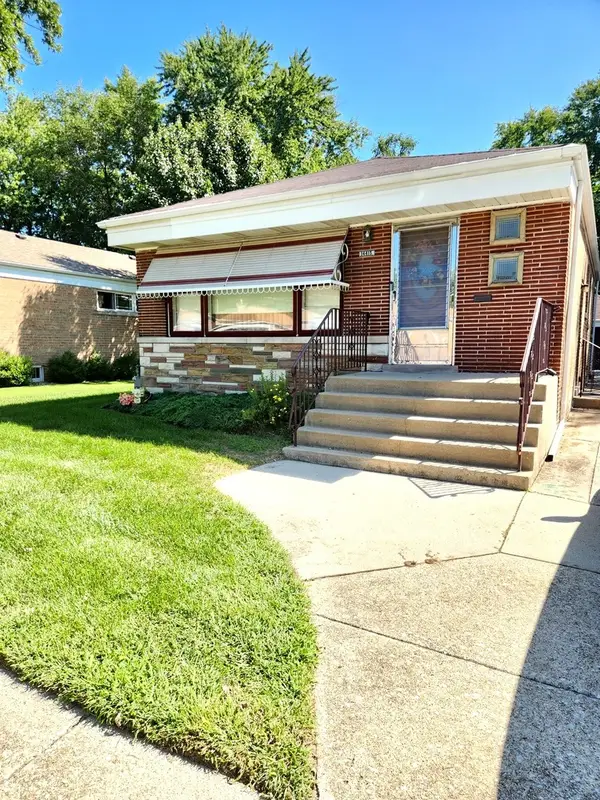 14415 S Saginaw Avenue, Burnham, IL 60633