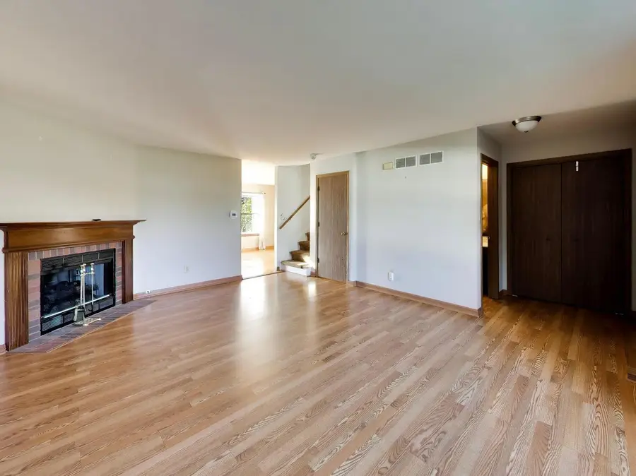 1653 Delaware Court, Geneva, IL 60134 - #3