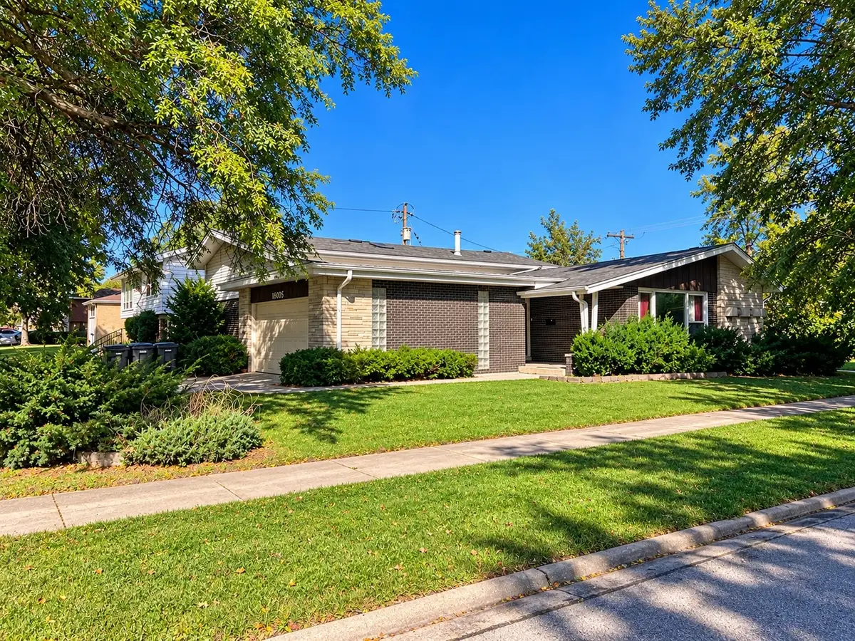 16005 Avalon Avenue, South Holland, IL 60473 - #1